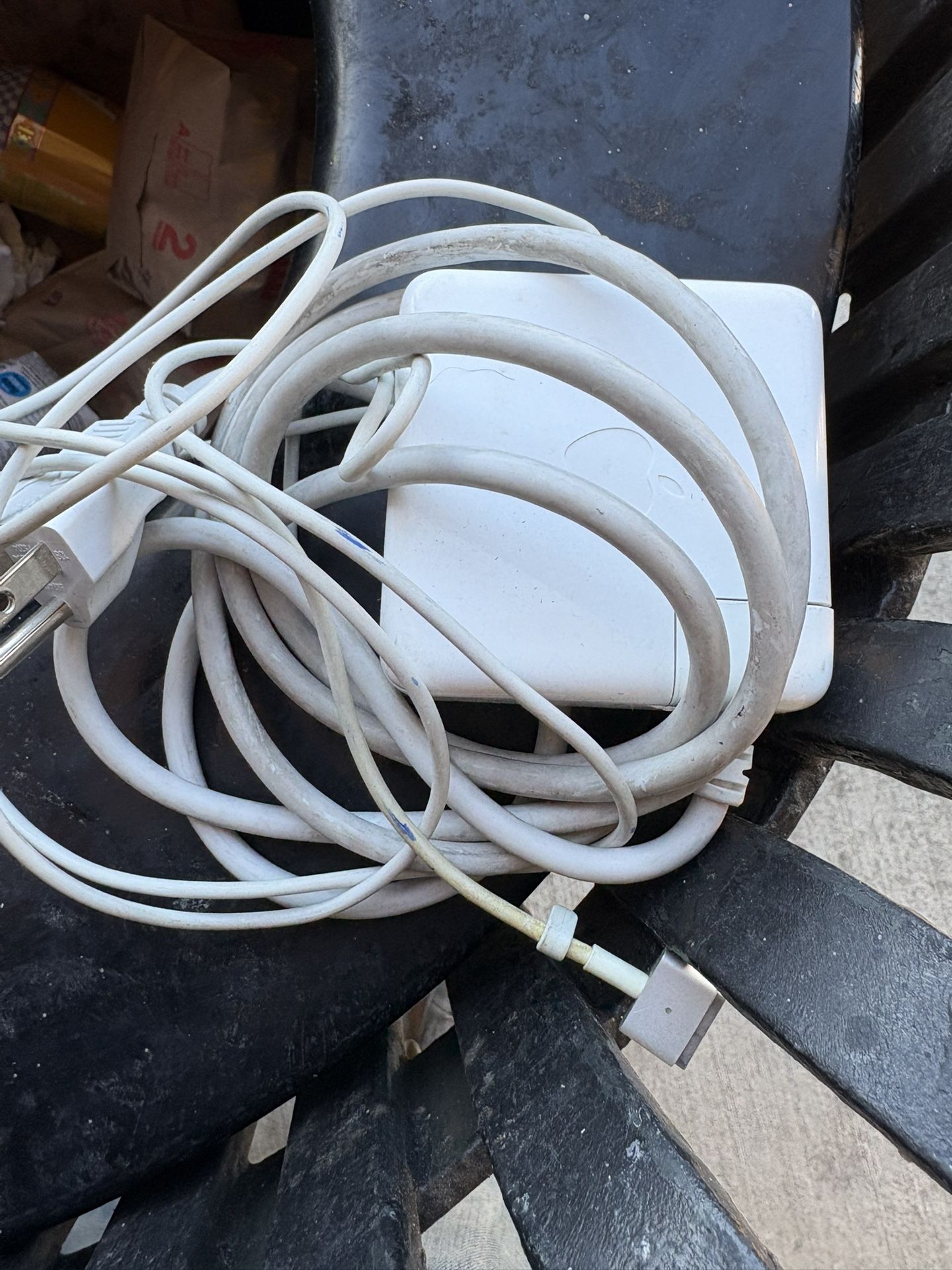 Apple 45W MagSafe 2 Power Adapter (for MacBook Air)
