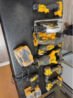 DEWALT 20V MAX / XR TOOL SET – $450 OBO