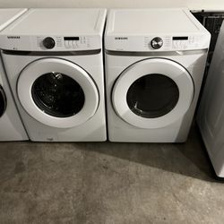 Beautiful Used Samsung White Set Great Working Conditions/ Large Cap 