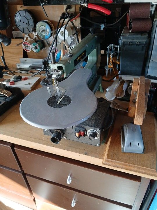 SCROLL SAW