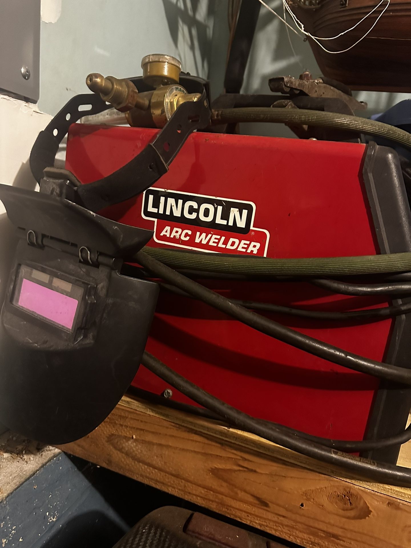 Lincoln Arc Welder Sp-100
