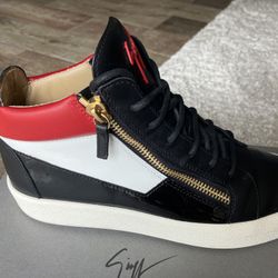 Gorgeous Giuseppe Zanotti Mid Top Sneakers!! Air Jordan Colors! With Box And Papers!! 