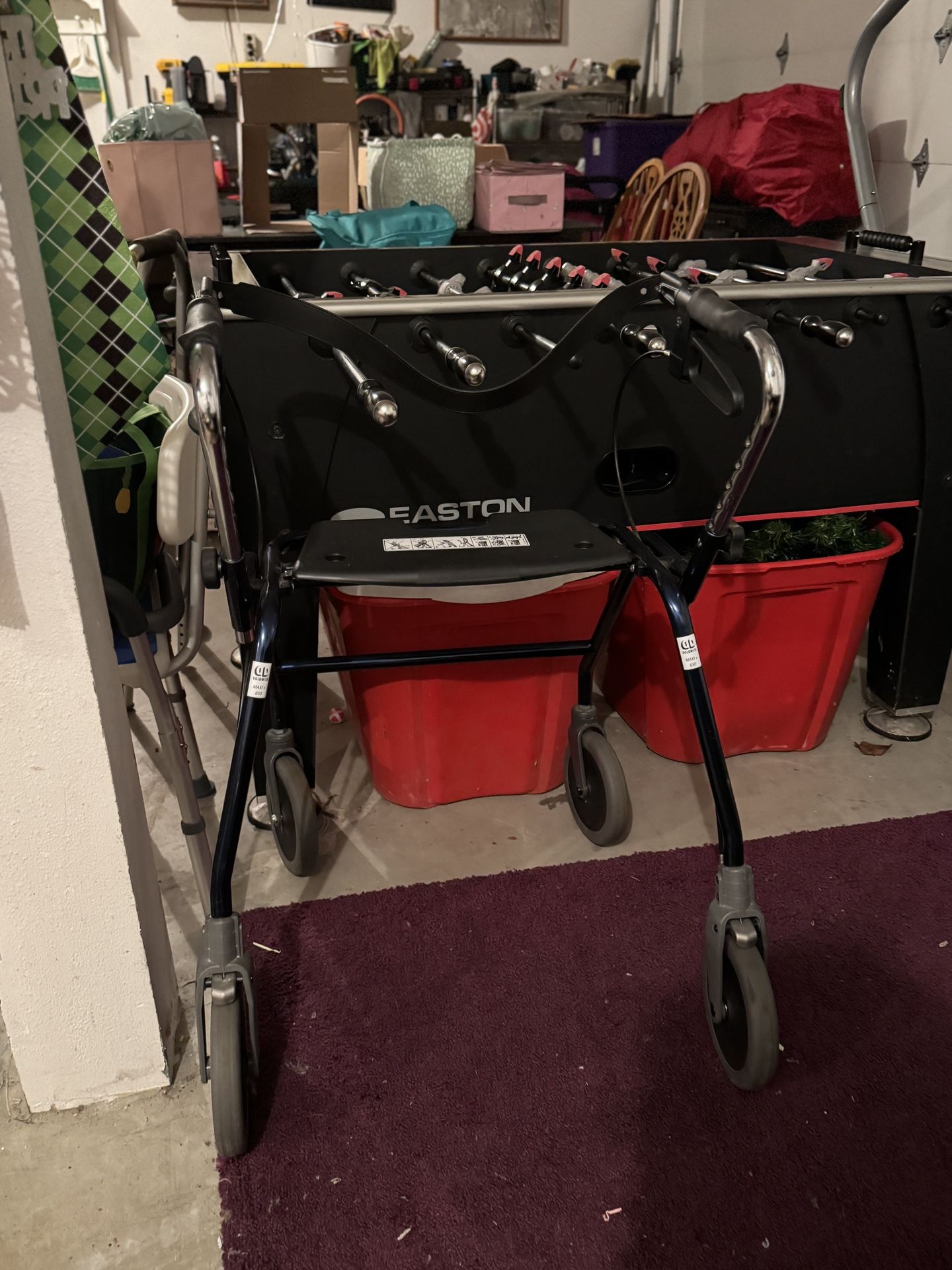 Walker W/ Seat
