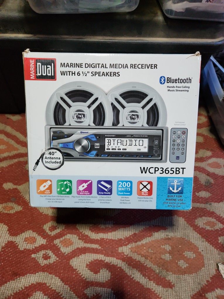 Stereo Radio With Bluetooth