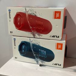 JBL FLIP7 BLUETOOTH SPEAKER COLOR BLUE AND RED SEALED 