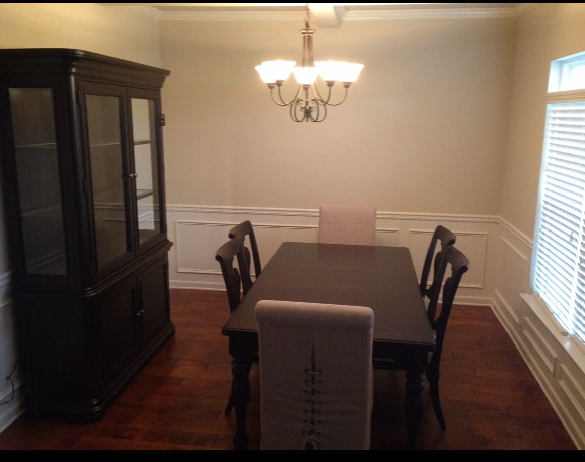 Haverty’s Welcome Home China Cabinet