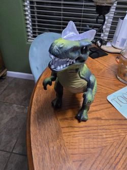 Dinosaur 12 inch with sound