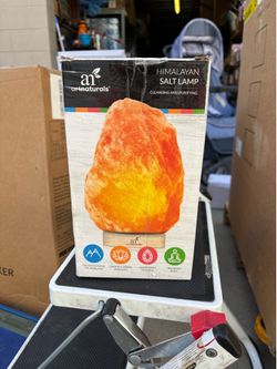 Himalayan Salt Lamp New