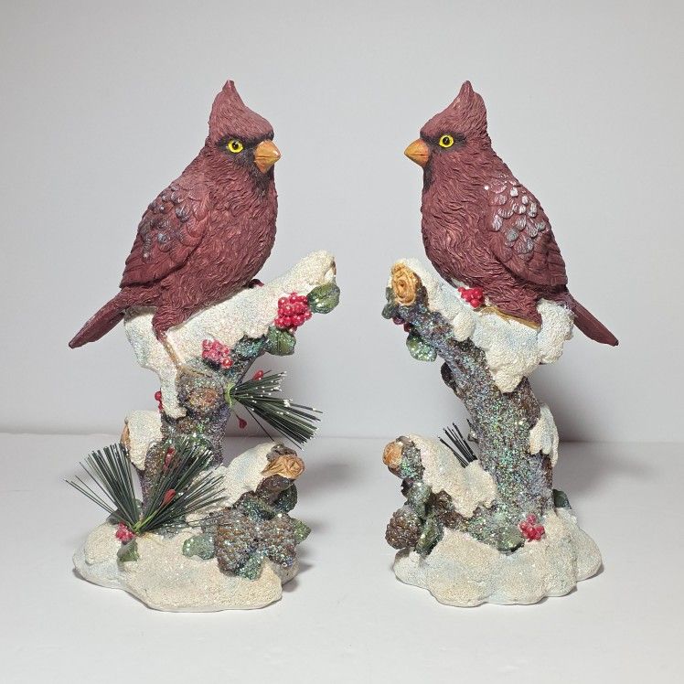 2 Cardinal Figurines Christmas Winter