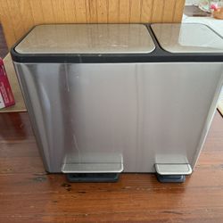 EKO Dual Compartment Stainless Steel Recycle Step Trash Can, 30L + 15L 