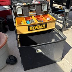 Dewalt Chest