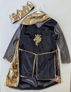 FAO Schwarz Boys Costume:  Golden Knight Set With Tunic, Cape, & Crown, Size 5T