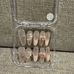 Press On nail