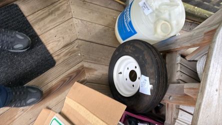 New trailer tire