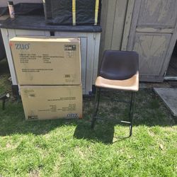 6 Stools New In Box
