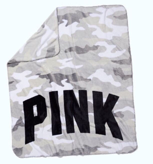 Pink camo blanket