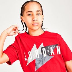 Air Jordan Boy's Geo Print Tee Shirt and Socks 