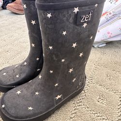 Kids Rain Boots Size 24