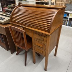 Antique Roll Top Desk & Chair 