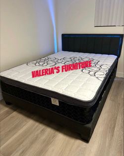 New queen bed with mattress