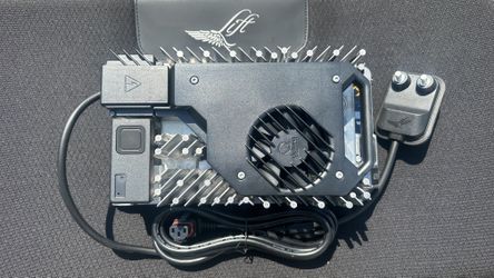 LIFT FOILS LIFT5 / LIFTX eFoil fast battery charger / US cable