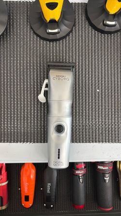 Gamma+Cyborg hair clipper