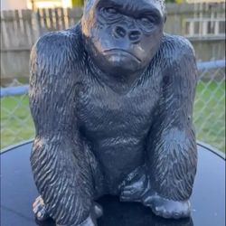 King Kong Gorilla Statue