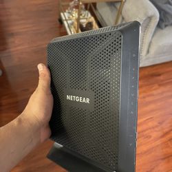 Netgear WiFi Cable Modem 