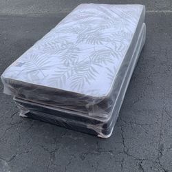 Twin mattress and box spring set (2pc - new) 