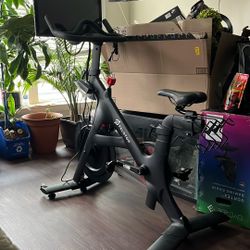 2000 if Interested I Can Show You A Video Of It Working. I Am In The Process Of Moving.