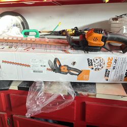 Worx 22 Inch Hedge Trimmer