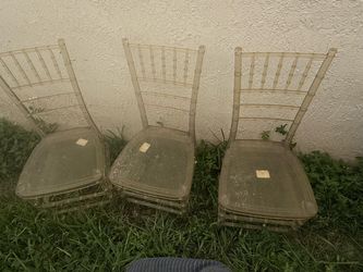 Clear Acrylic Chiavari Chairs – Set of 6