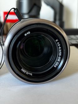 Sony E 55-210mm OSS Telephoto Zoom Lens – E Mount