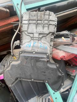 Oil pan for 2009 Mercedes Benz E350 oil pan