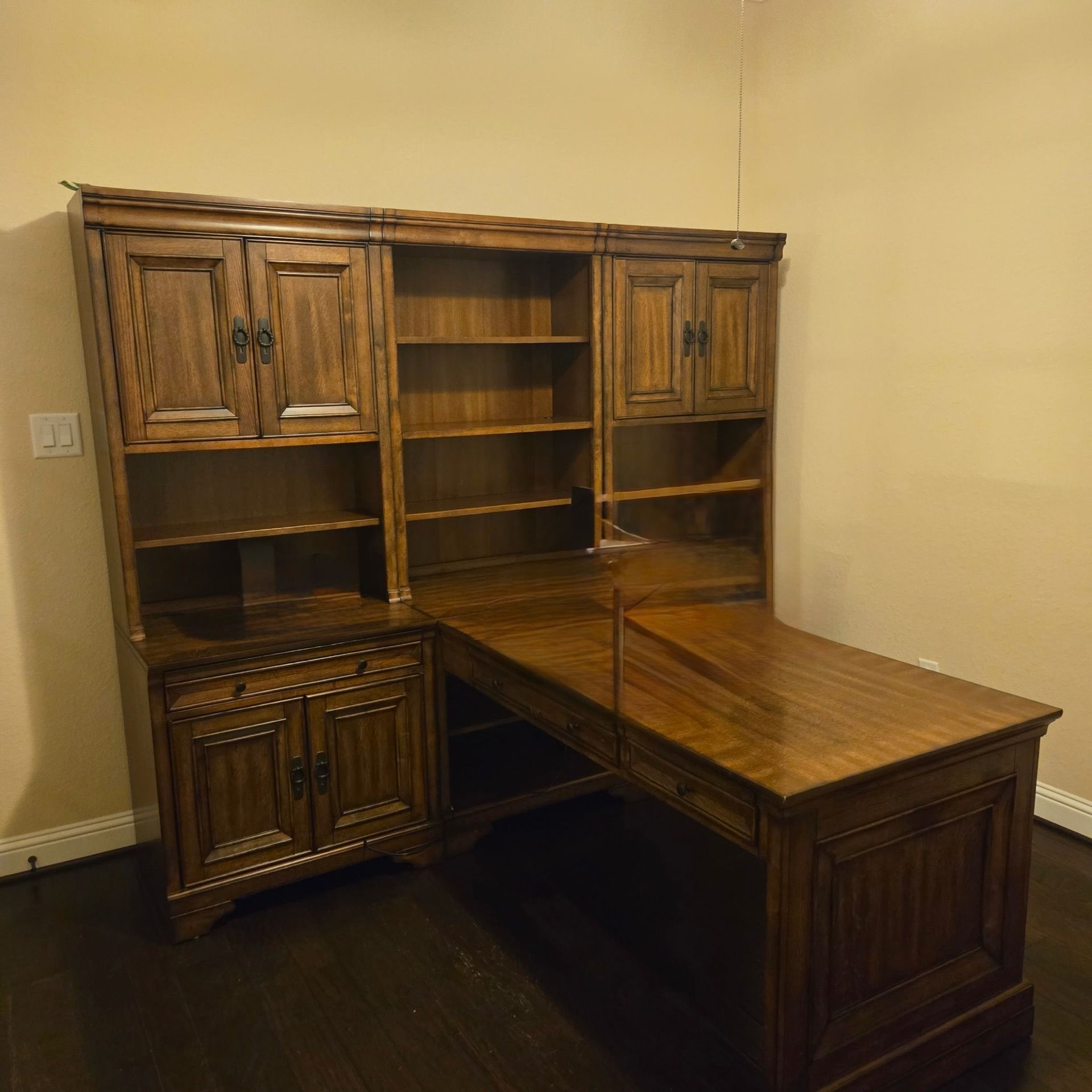 L-Shaped Executive Desk + Hutch – Solid Wood