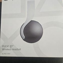 PS5 3D Headset/ PS5 Keyboard