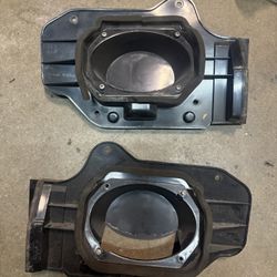 R32 Door Speaker Bracket