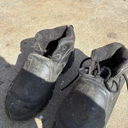 STEEL TOE BOOTS 