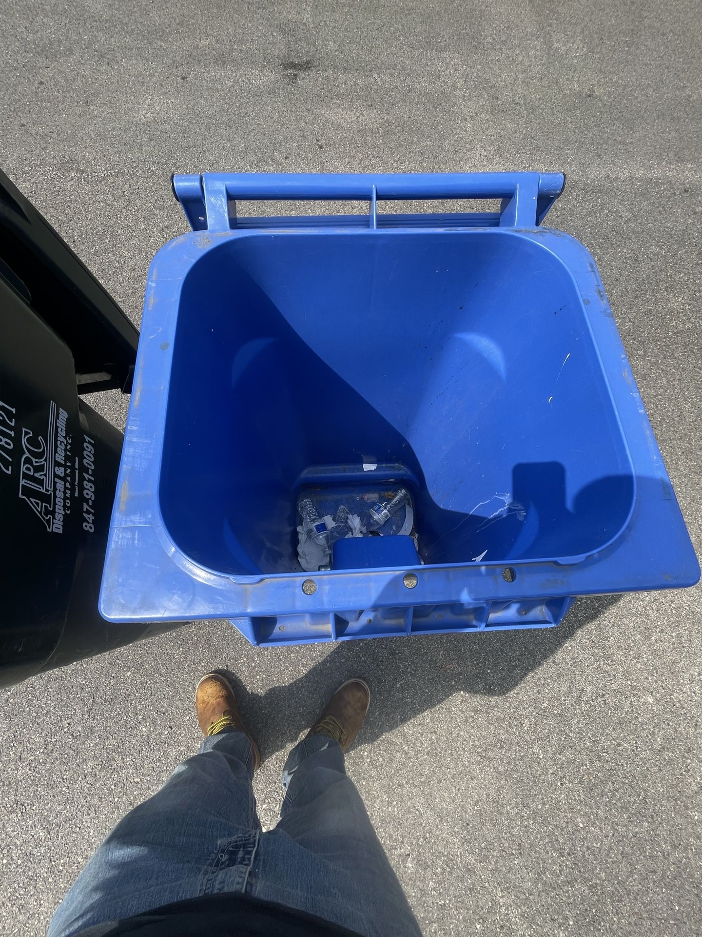 Trash Bin Pressure Wash Cleaner