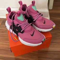 Nike Girl Shoes