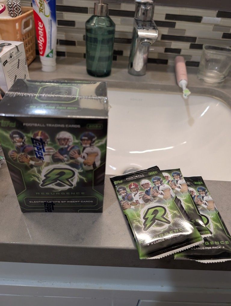 Topps Resurgence Blaster Box And Packs