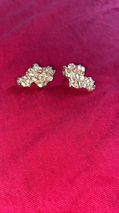 10 K Gold Nugget Earrings 
