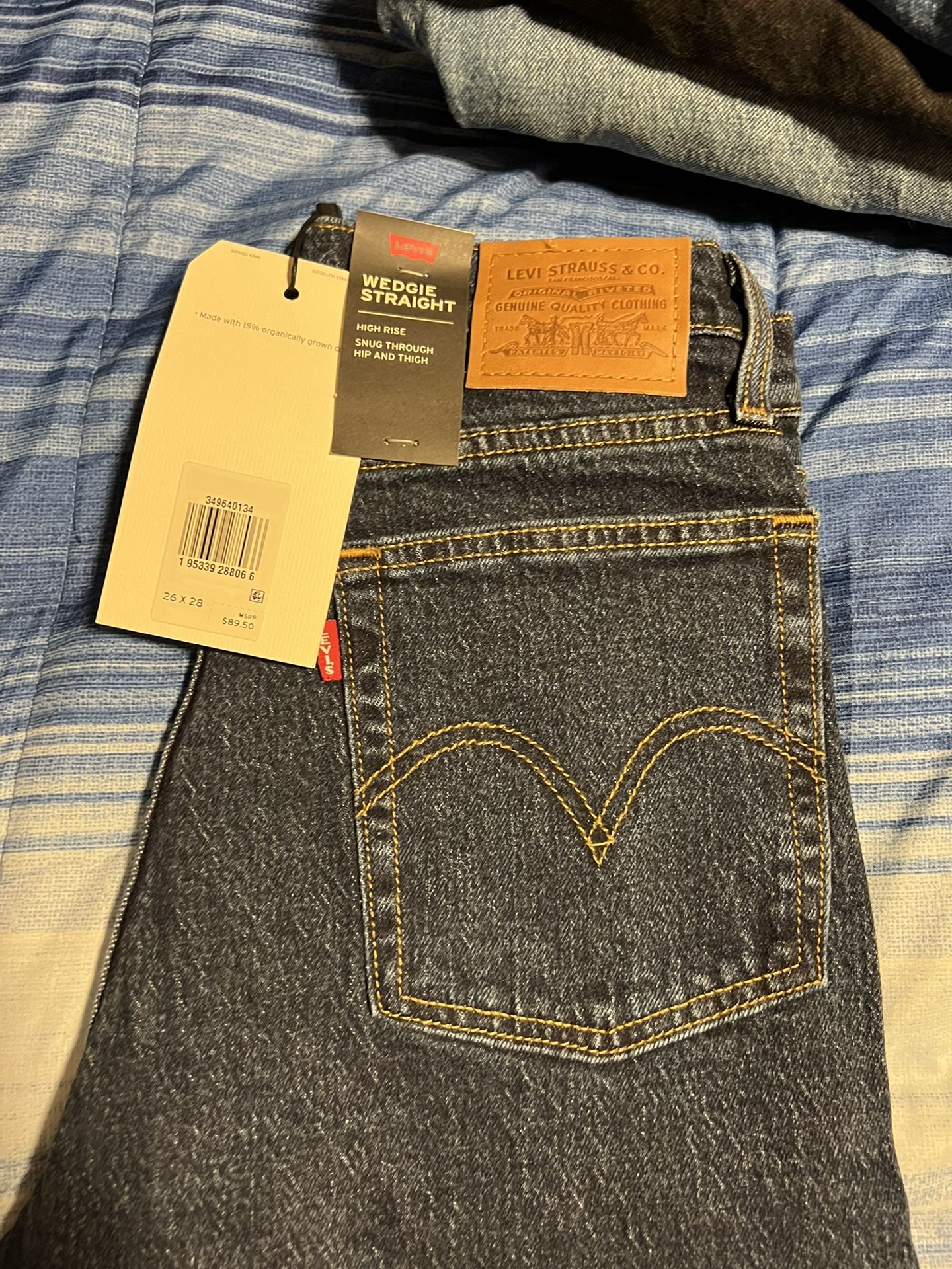Womens Levi’s 
