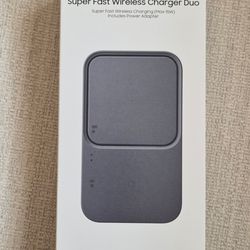 Samsung 15W Wireless Charger Duo with Travel Adapter, Dark Gray