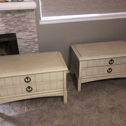 Solid Wood Pair Of Nightstands / Side Tables 