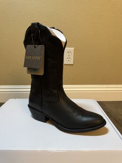 New Shyanne Women’s Boots Size 8.5