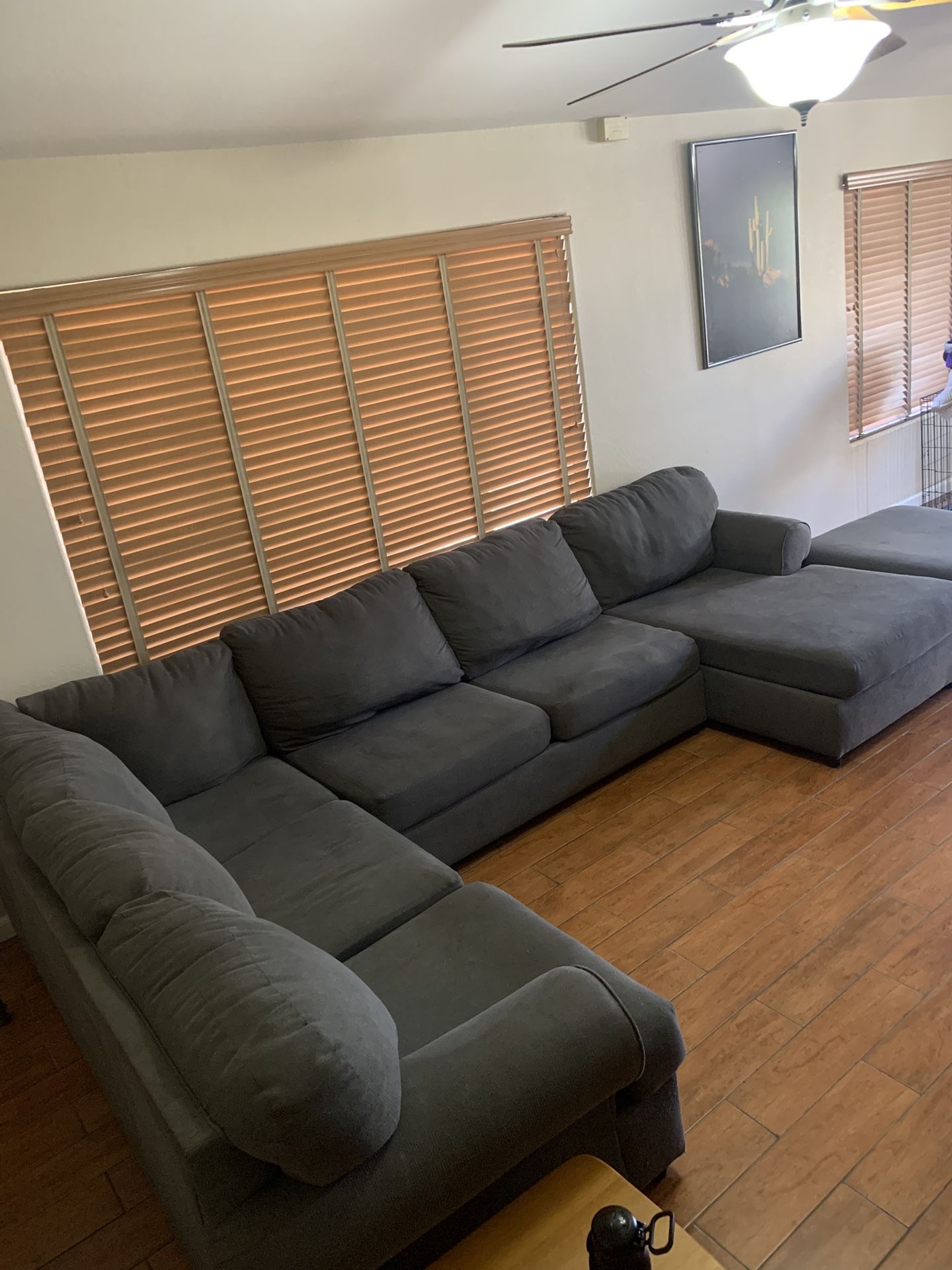 Sectional Couch With Ottoman