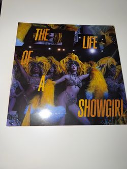 The Life of a Showgirl Vinyl - Taylo Swift