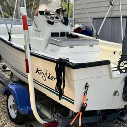 Key largo 160 Center Console Boat