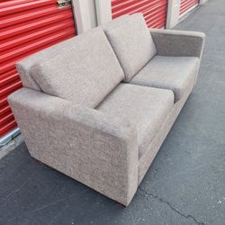 *Free delivery*beige 2 seater pull out bed foldable very heavy storage removable covers back zipper 